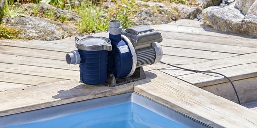 Meilleure pompe piscine vitesse variable 2026 : comparatif, économies et guide d'achat