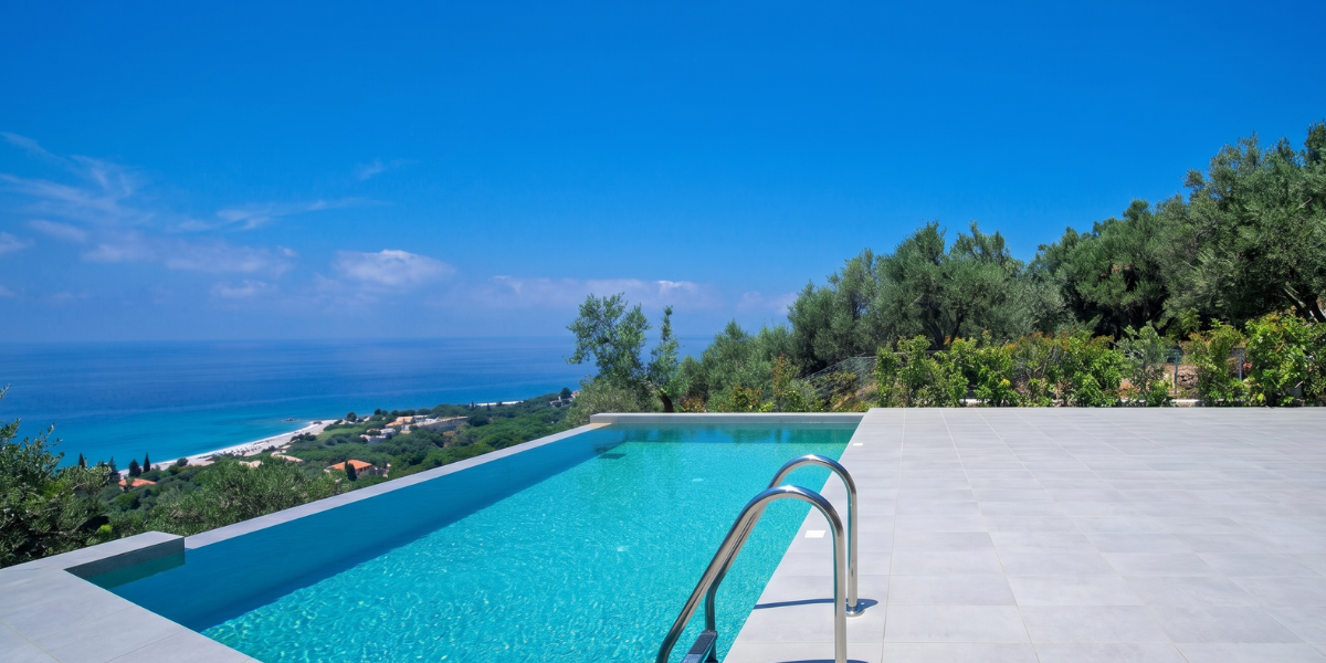 Comment diviser par trois la facture de votre remise en route de piscine ce printemps ?