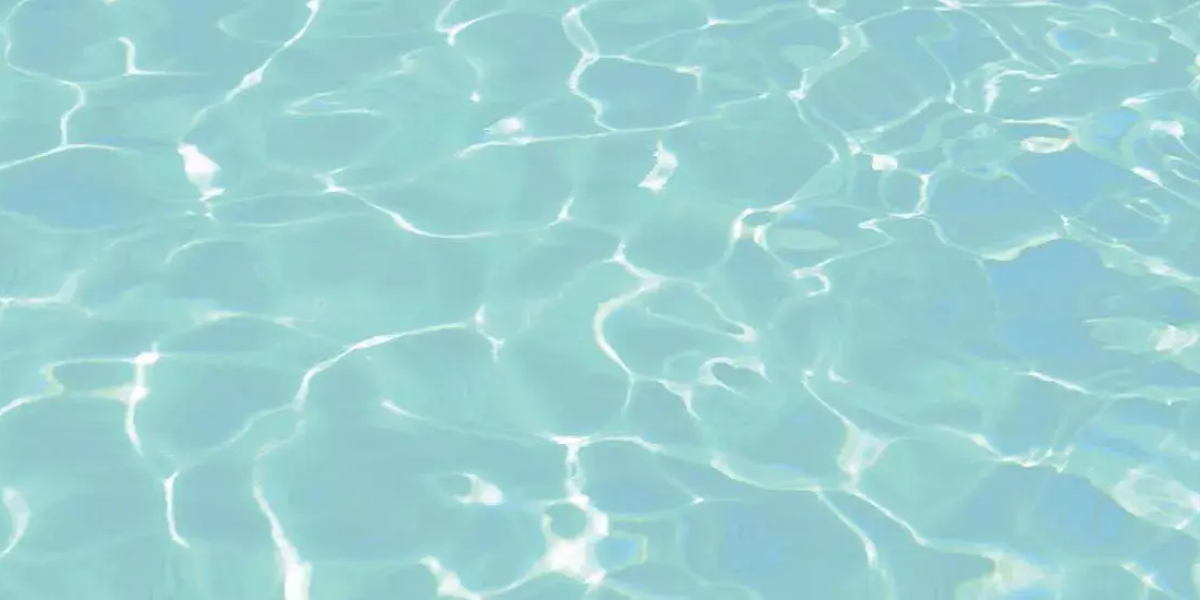 Peut on se baigner dans une piscine trouble ?