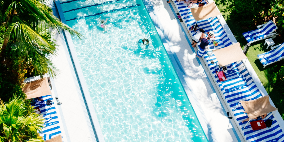 Pourquoi choisir une pompe de filtration à vitesse variable ? Les conseils Pool planet