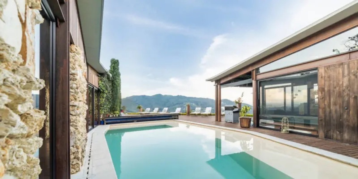 Pourquoi utiliser un régulateur de niveau dans sa piscine ?