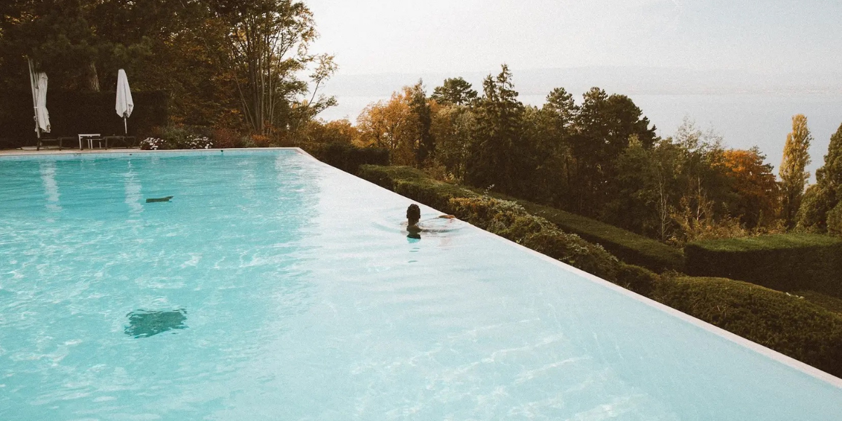 Traiter sa piscine avec la baisse des températures ! Les conseils Pool Planet
