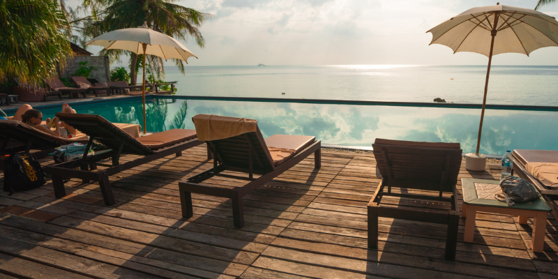 5 conseils pour maintenir la température de votre piscine