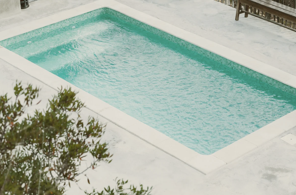 Comment nettoyer un liner de piscine ? 4 Astuces faciles